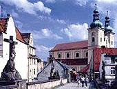 Mittelalterliche Brcke und Franziskaner-Kirche in Klodzko